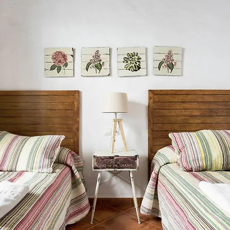 Landhaus Clara 1 *